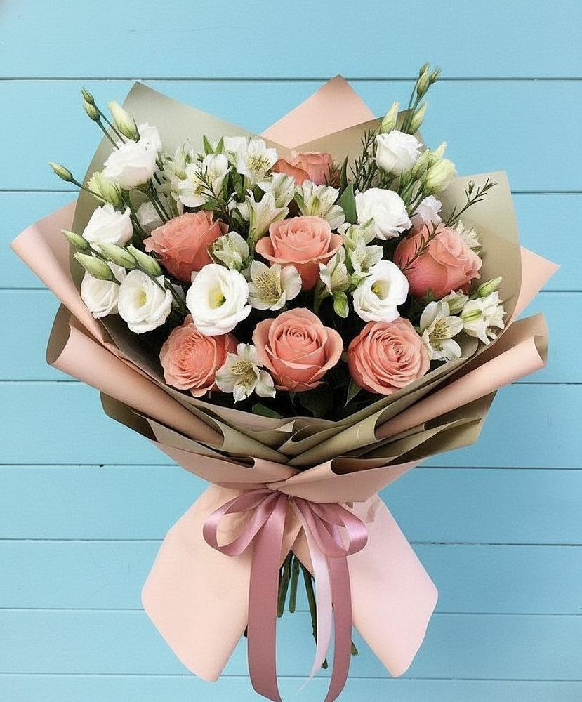Букет цветов из: Розы, Альстромерии и Лизиантусы в Иванисово