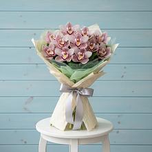 Букет цветов из:  Орхидеи и Розы #REPLACE_PRED# Иванисово