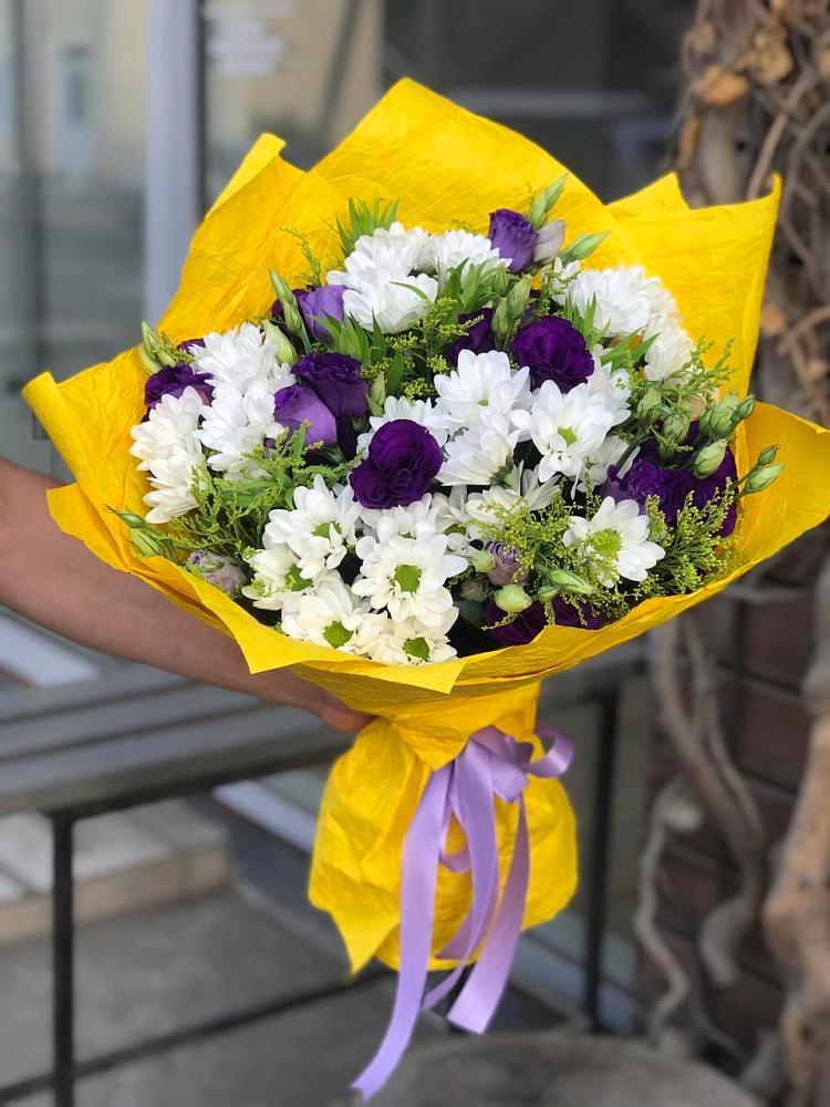 Букет цветов из: Ирисы, Хризантемы и Ромашки в Иванисово