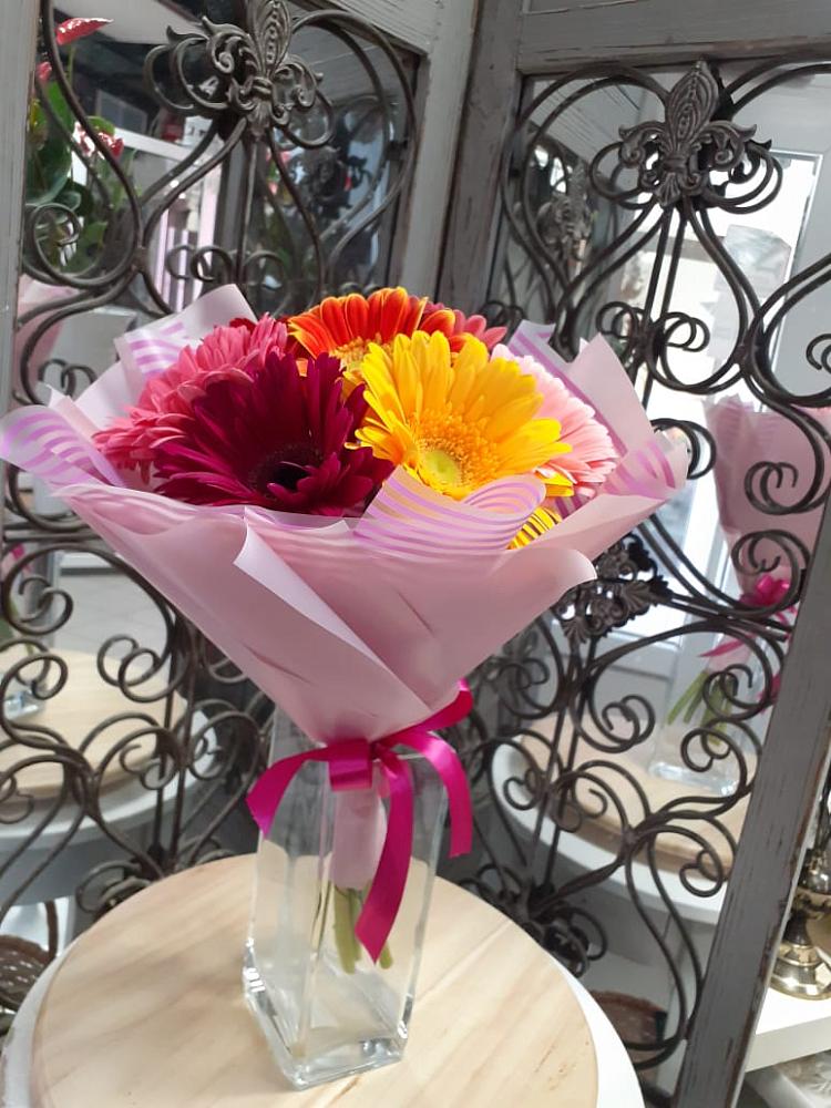 Букет цветов из: Герберы в Иванисово