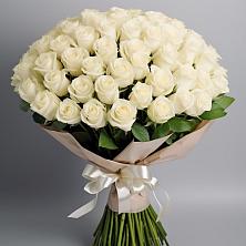 Букет 101 беля роза Белоснежка в Иванисово