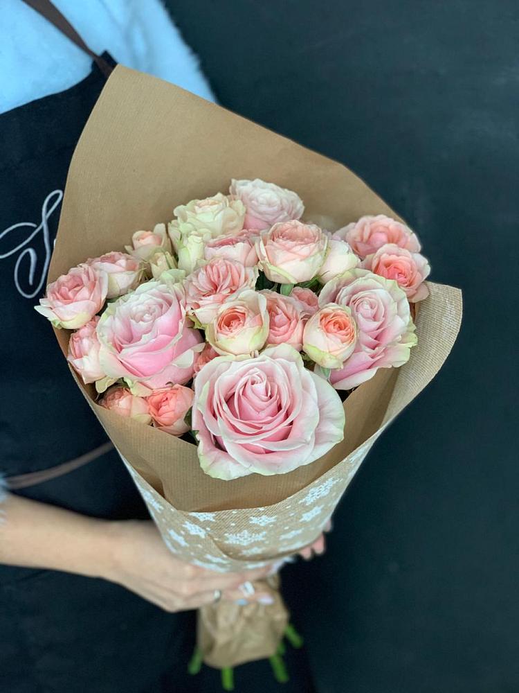 Букет цветов из: Хризантемы и Розы в Иванисово