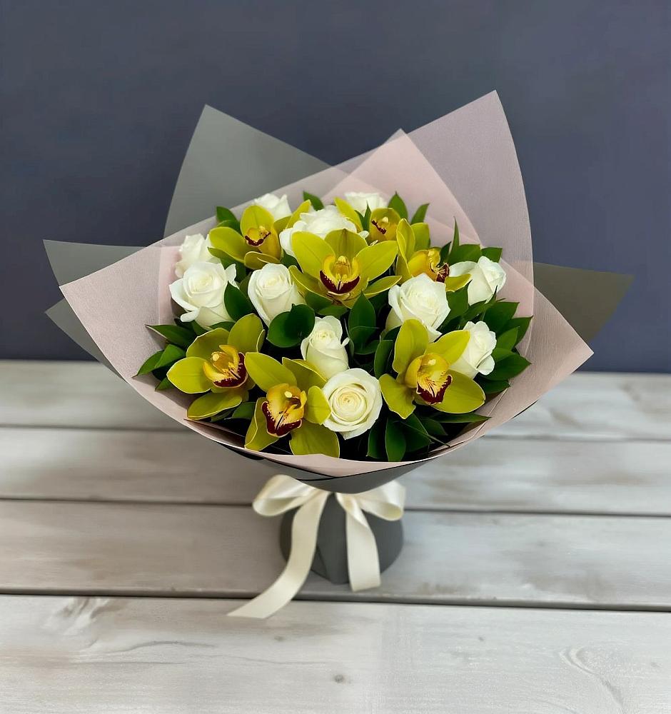 Букет цветов из: Орхидеи и Розы в Иванисово