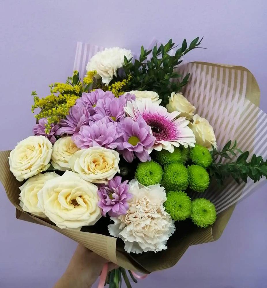 Букет цветов из: Хризантемы, Розы, Гвоздики и Герберы в Иванисово