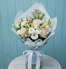 Букет цветов из:  Розы и Лизиантусы в Иванисово