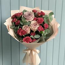 Букет цветов из:  Гвоздики и Розы в Иванисово