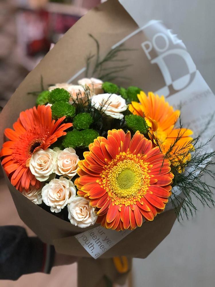 Букет цветов из: Герберы, Хризантемы и Розы в Иванисово