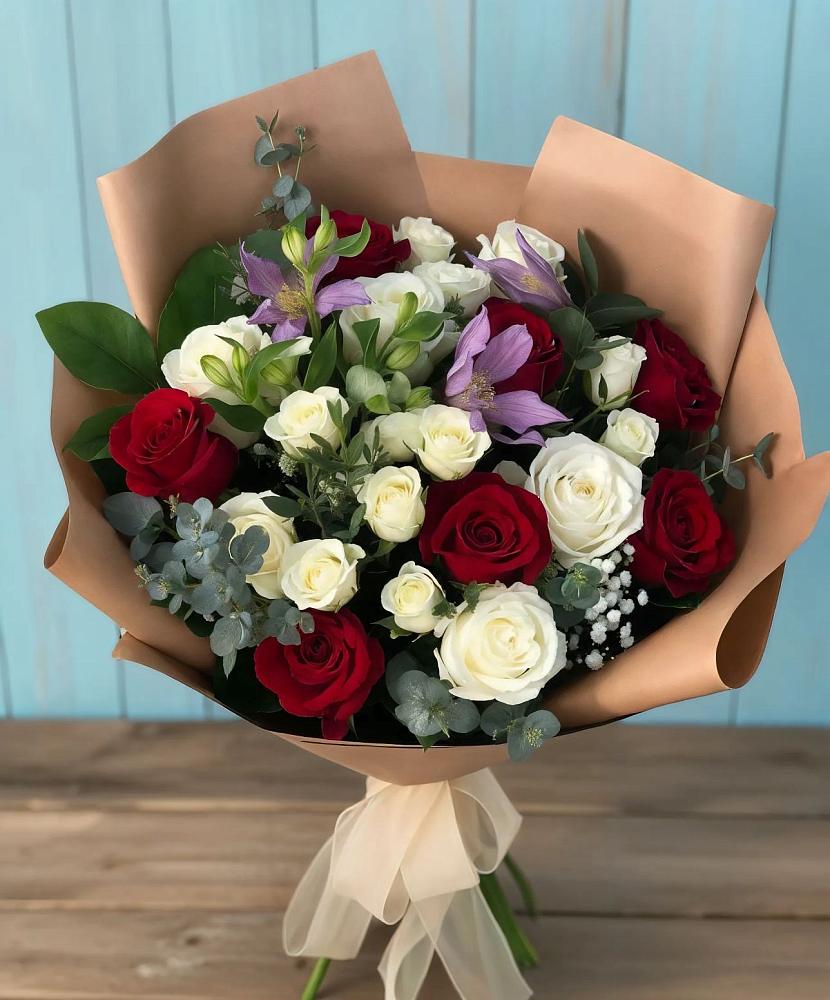 Букет цветов из: Розы и Альстромерии в Иванисово
