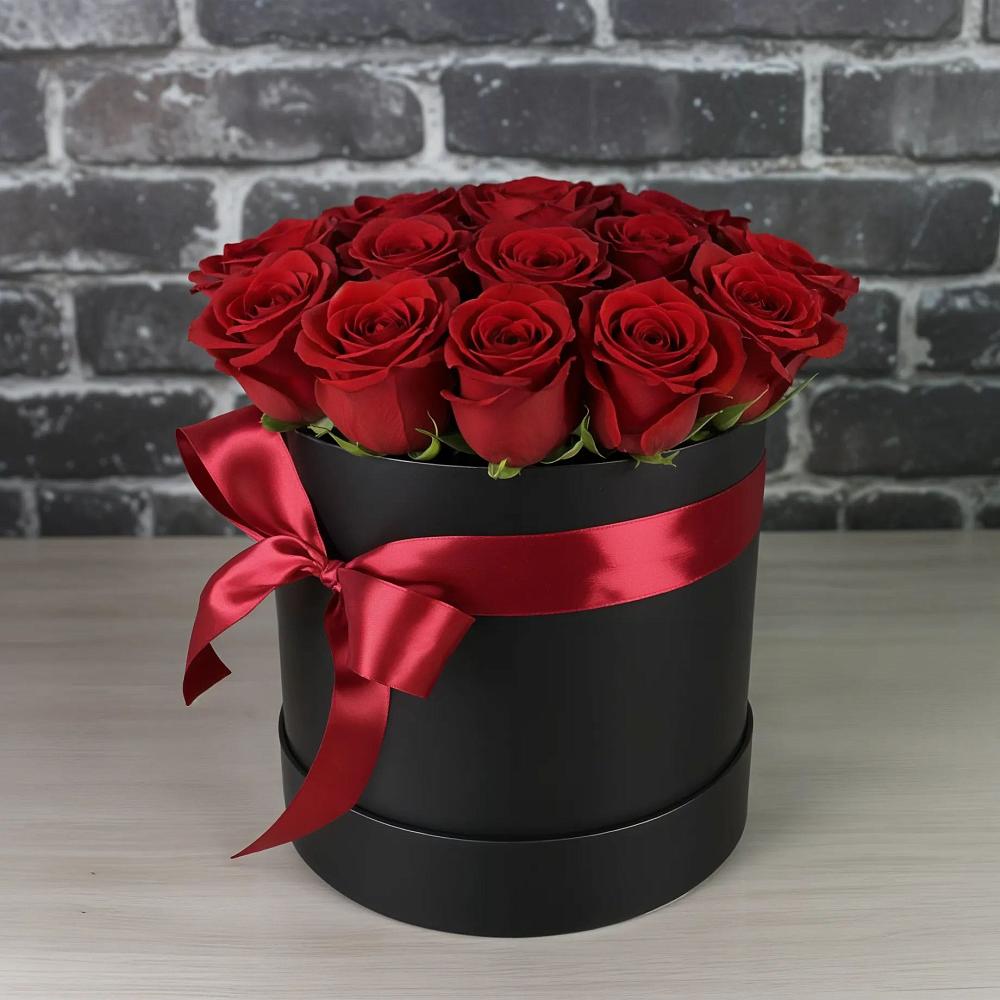 Цветочная композиция из Розы в шляпной коробке в Иванисово