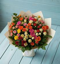Букет Микс из разноцветных кустовых роз в Иванисово