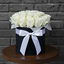 Цветочная композиция из Розы в шляпной коробке в Иванисово