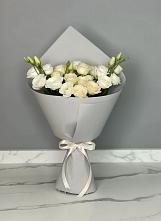 Букет цветов из:  Розы и Лизиантусы в Иванисово